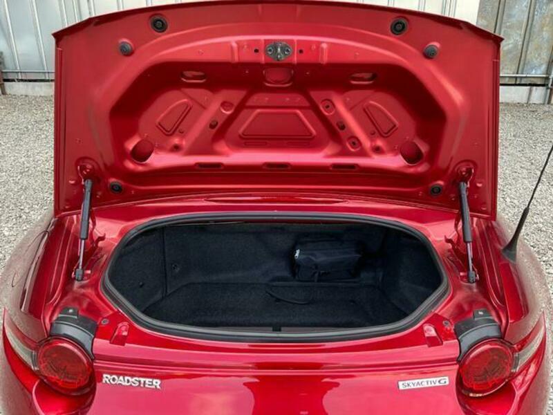 ROADSTER
