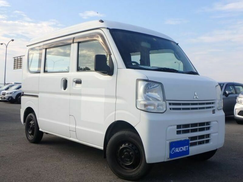 MITSUBISHI MINICAB VAN