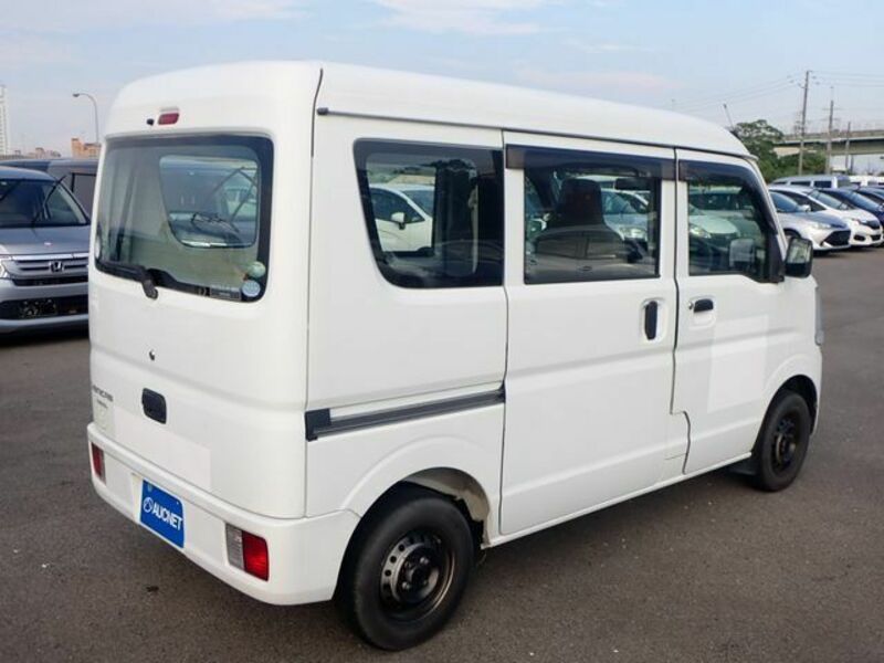 MINICAB VAN