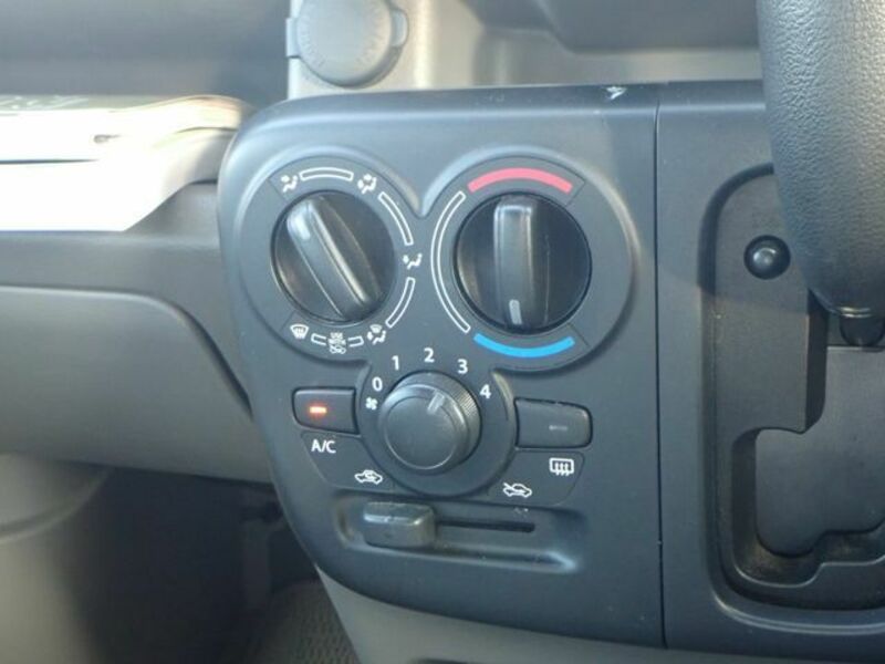 MINICAB VAN