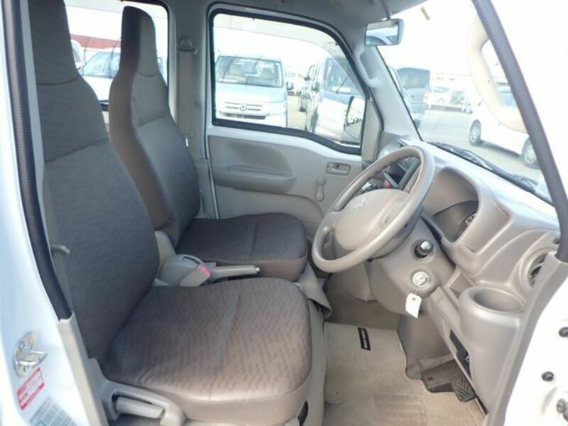 MINICAB VAN