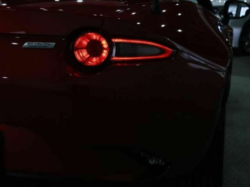 ROADSTER