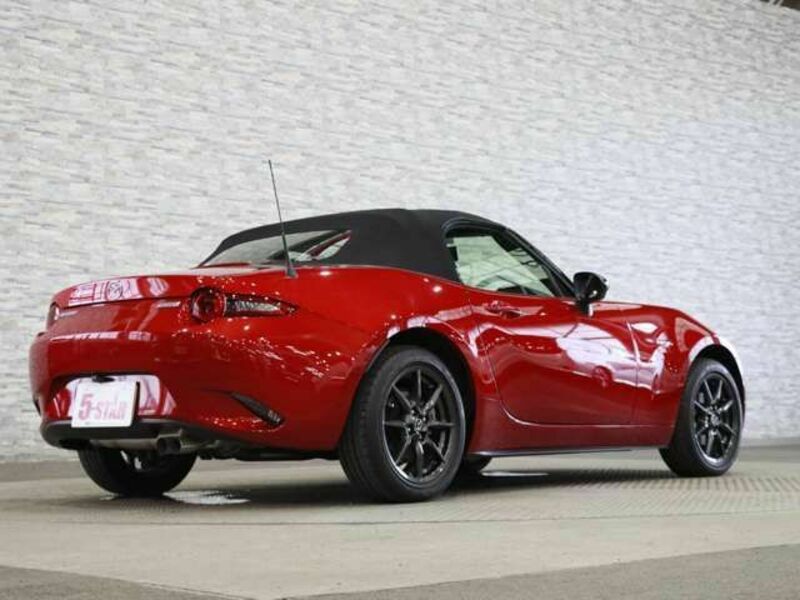 ROADSTER