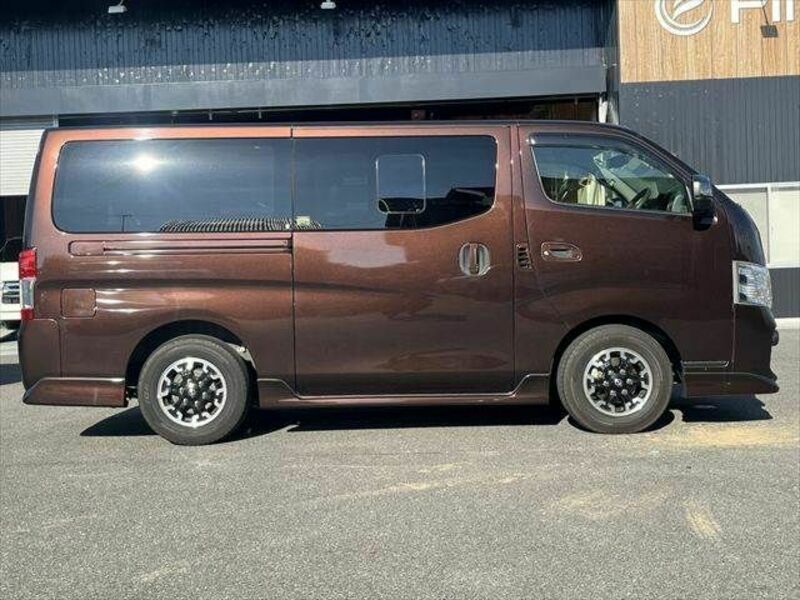 NV350 CARAVAN