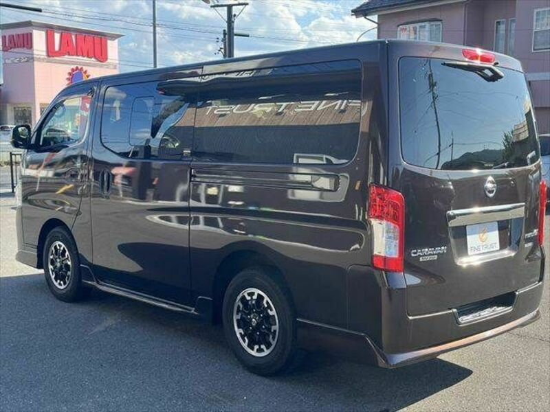 NV350 CARAVAN