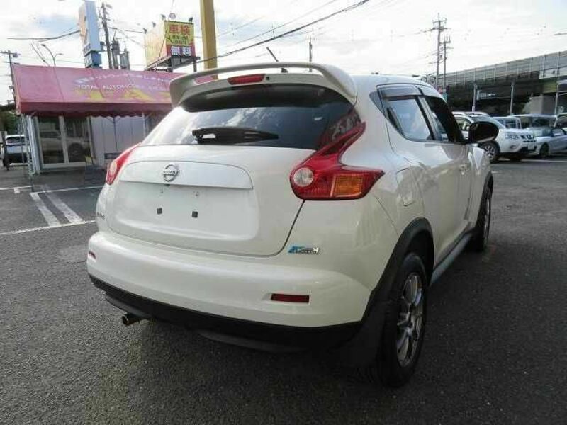 JUKE
