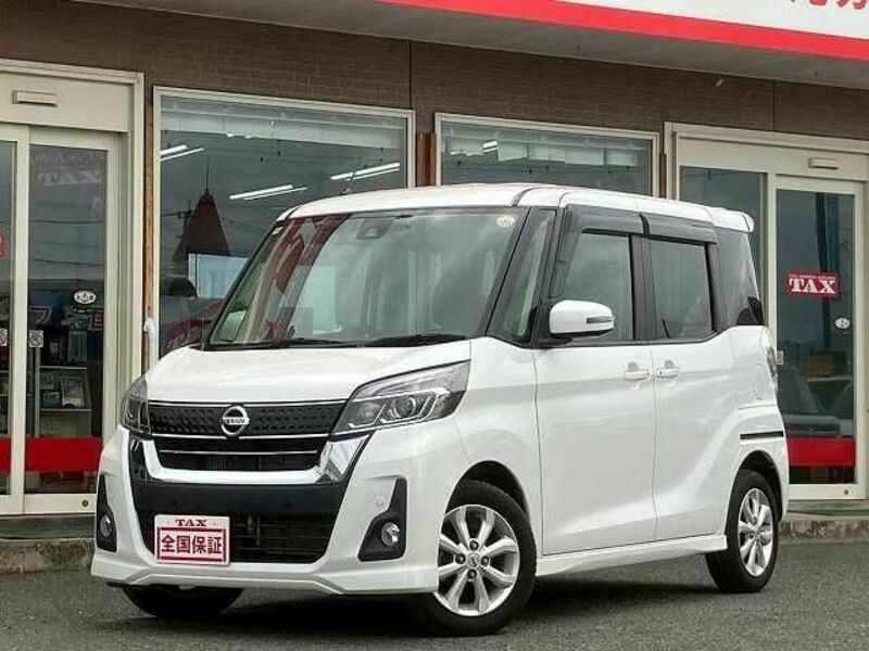 NISSAN DAYZ ROOX