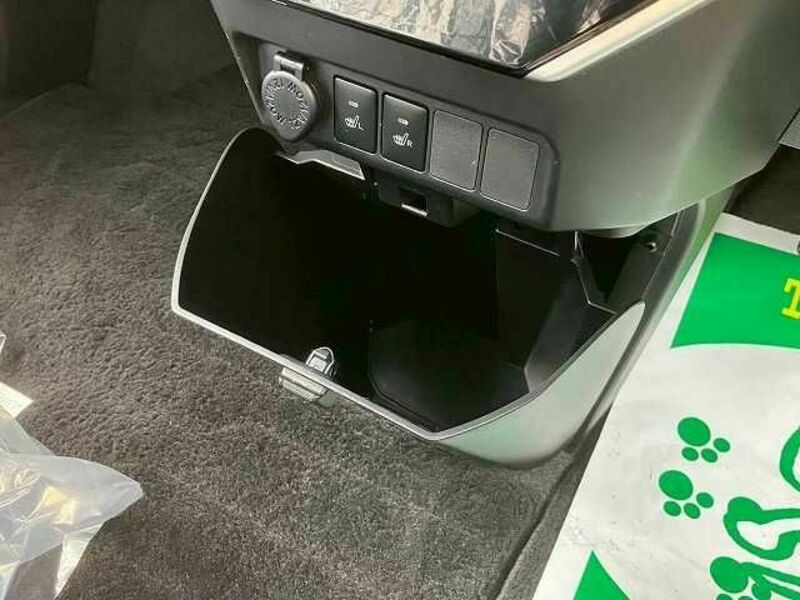 ROOMY