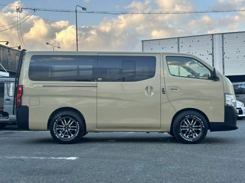 NV350 CARAVAN
