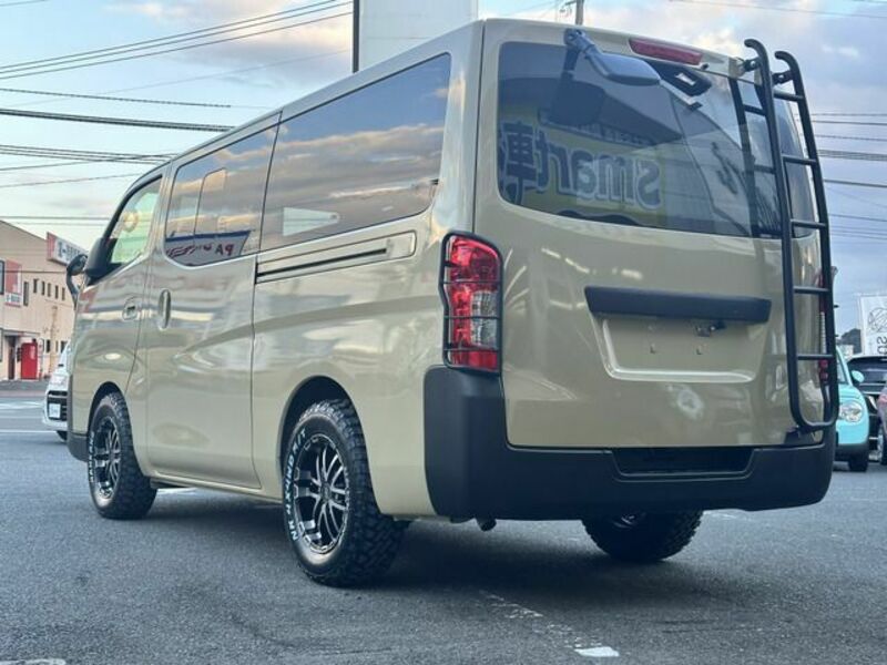 NV350 CARAVAN