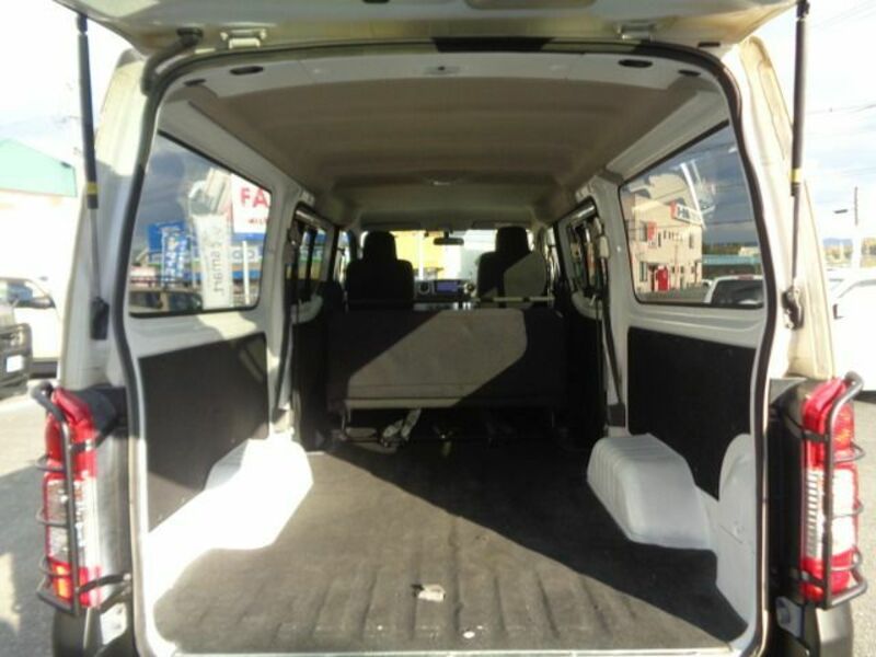 NV350 CARAVAN