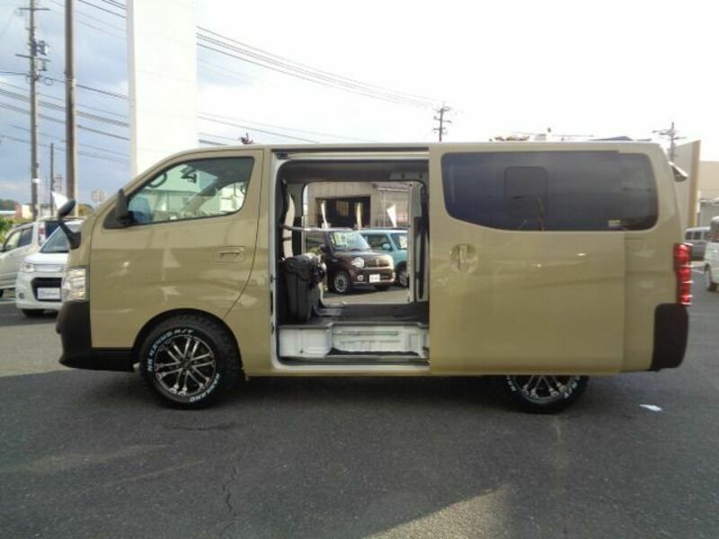 NV350 CARAVAN