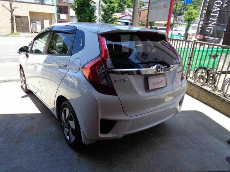 FIT HYBRID