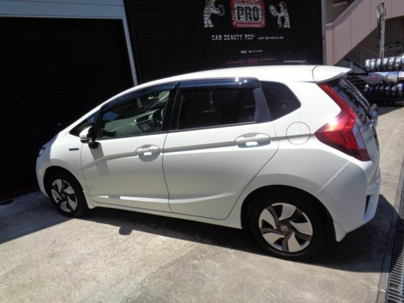 FIT HYBRID