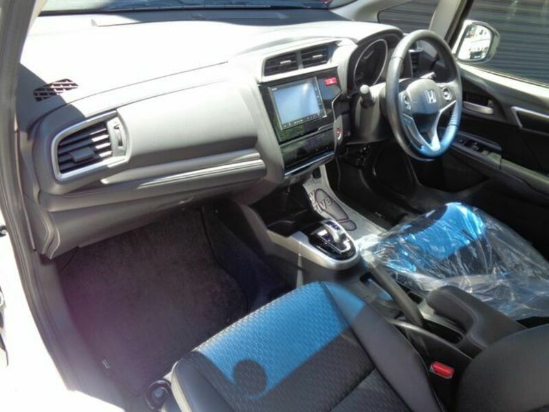 FIT HYBRID