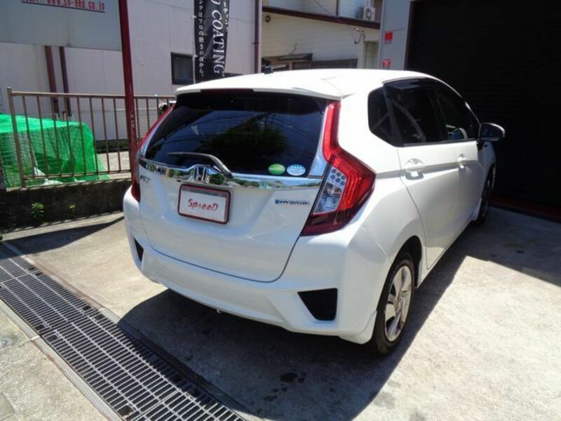 FIT HYBRID
