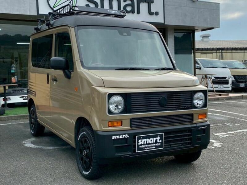 N-VAN