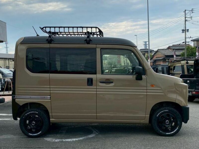 N-VAN