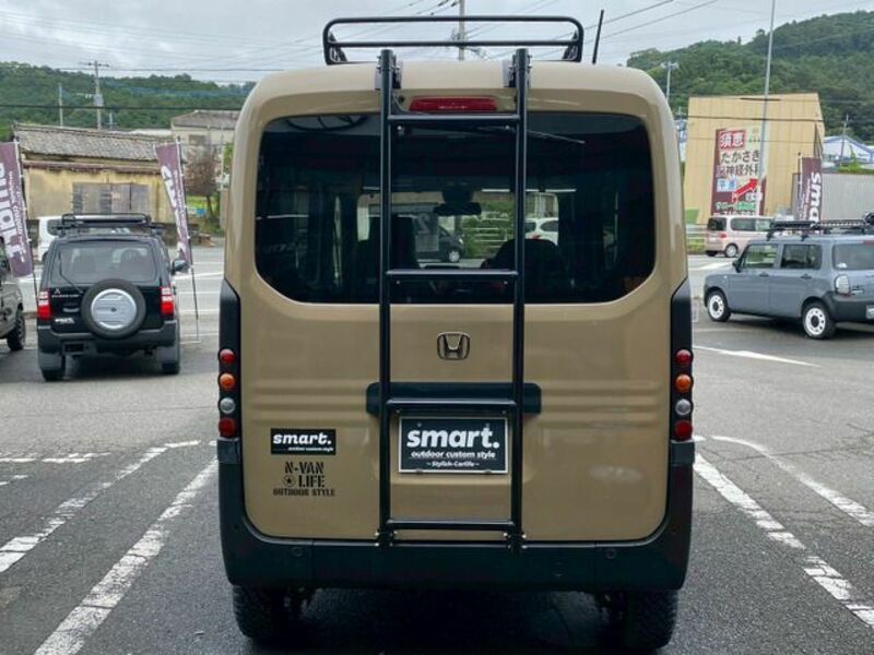 N-VAN