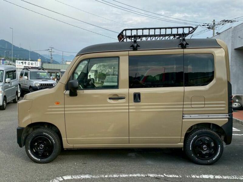 N-VAN