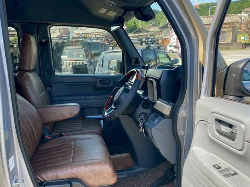 N-VAN