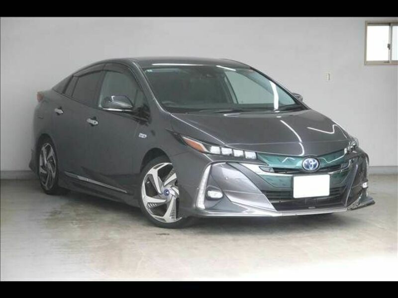 PRIUS PHV