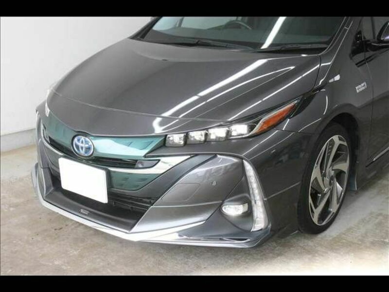PRIUS PHV