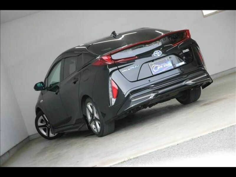 PRIUS PHV
