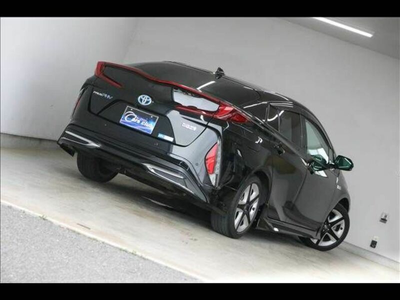 PRIUS PHV