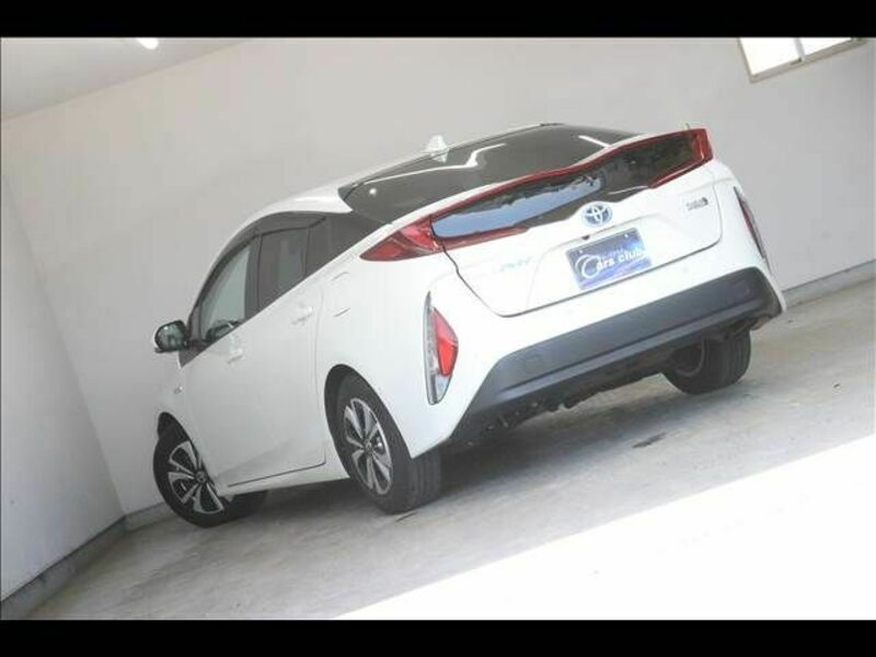 PRIUS PHV