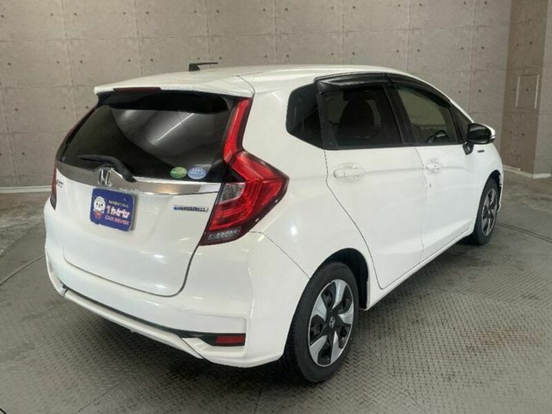 FIT HYBRID