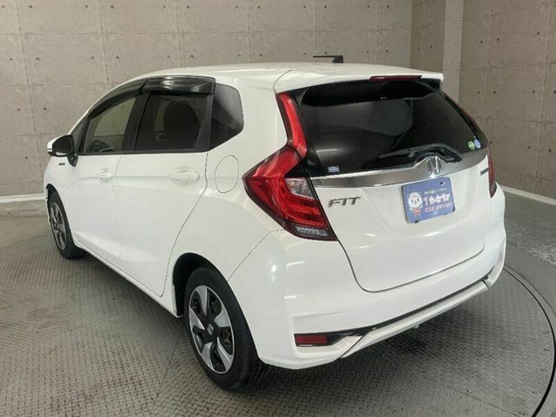 FIT HYBRID