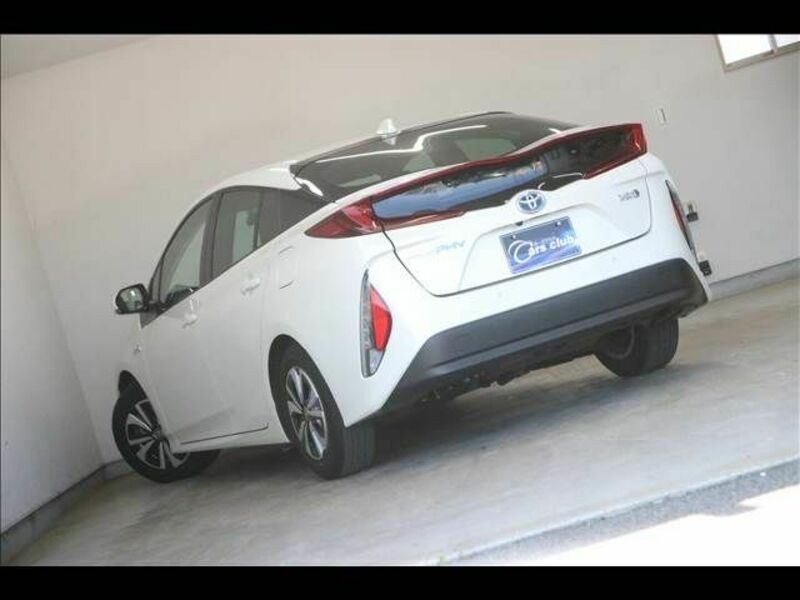 PRIUS PHV