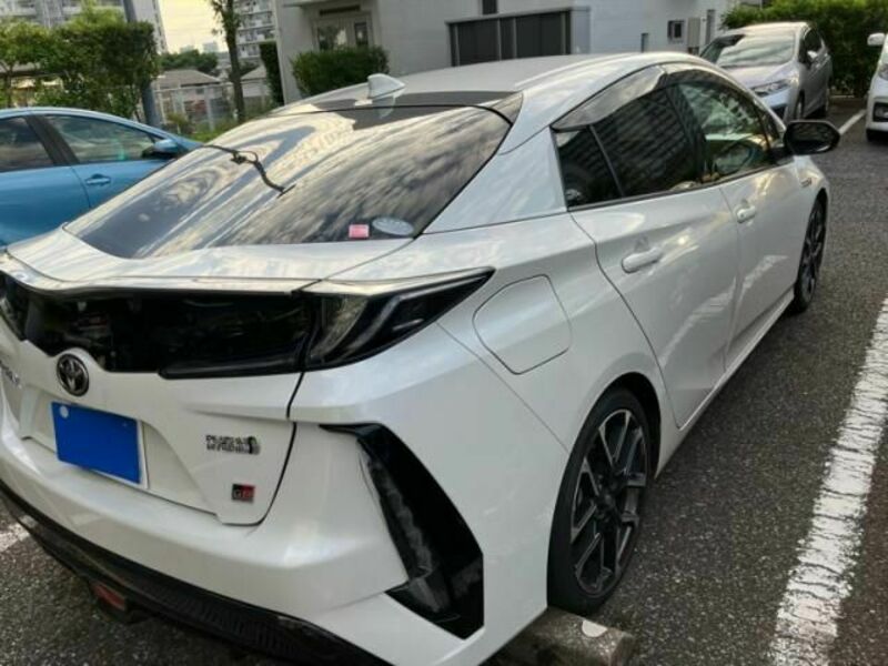 PRIUS PHV
