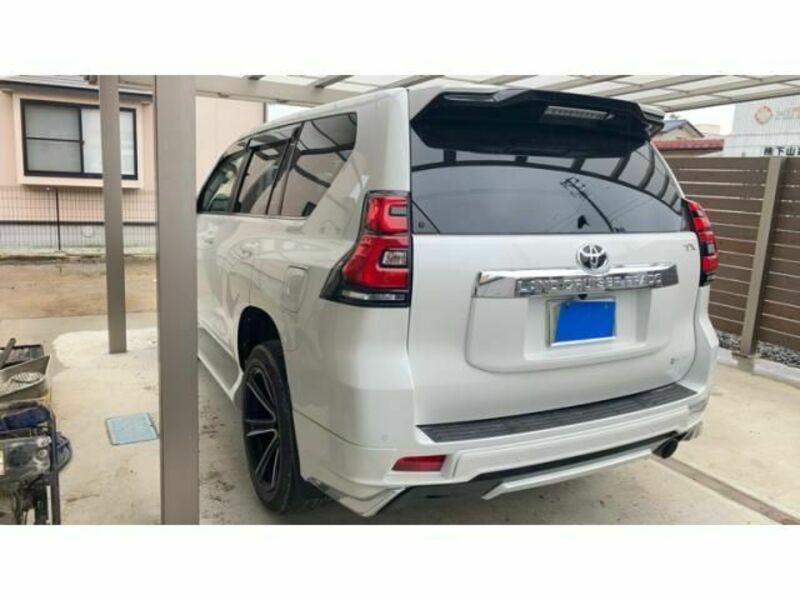 LAND CRUISER PRADO