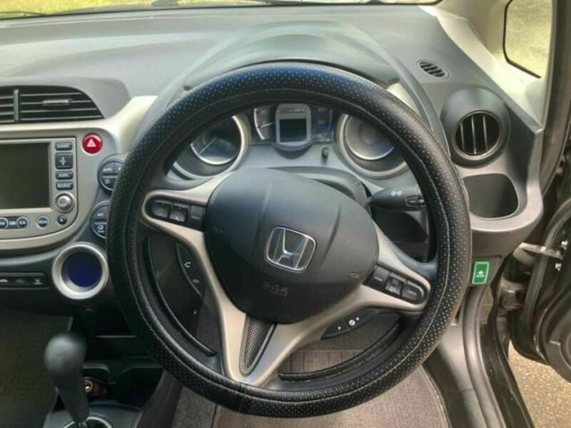 FIT HYBRID