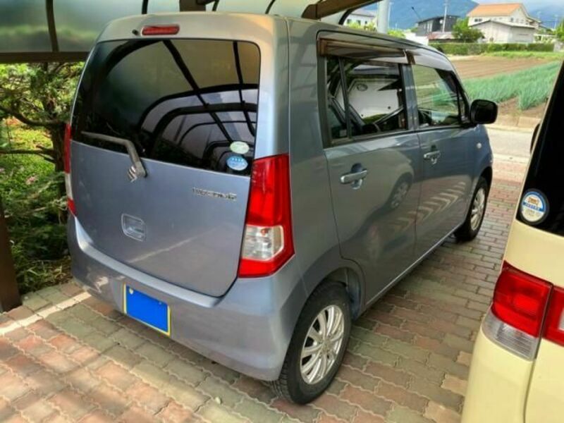 WAGON R