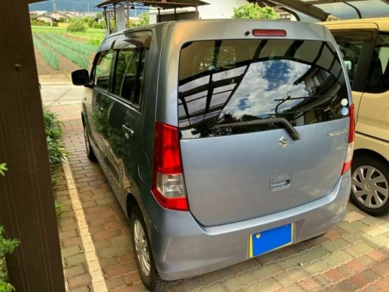 WAGON R