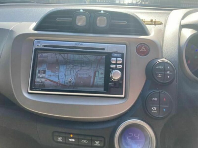 FIT HYBRID