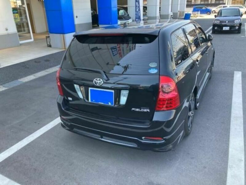 COROLLA FIELDER