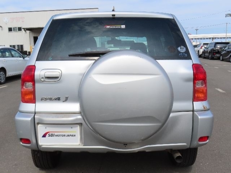 RAV4
