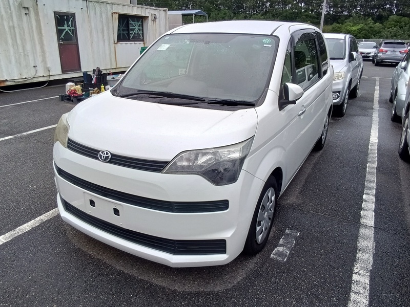TOYOTA SPADE