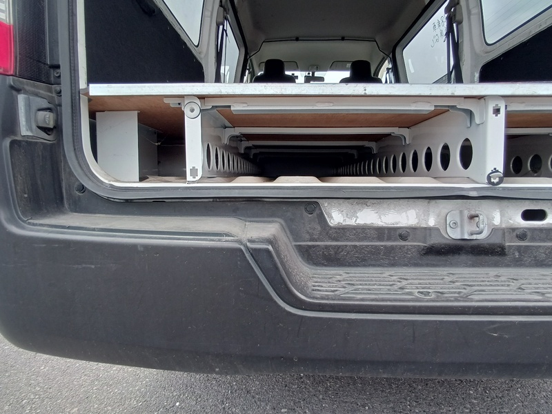 NV350 CARAVAN