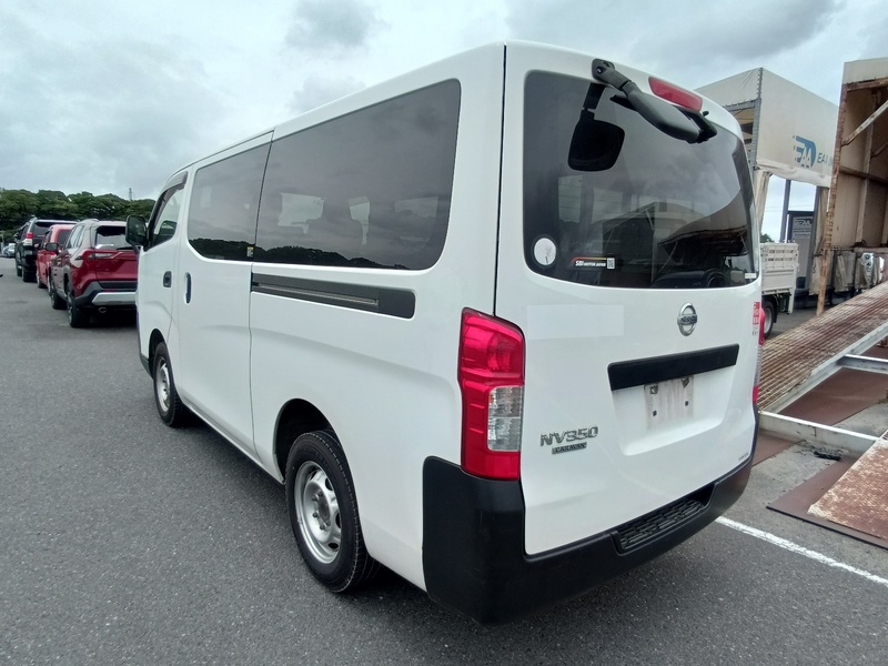 NV350 CARAVAN