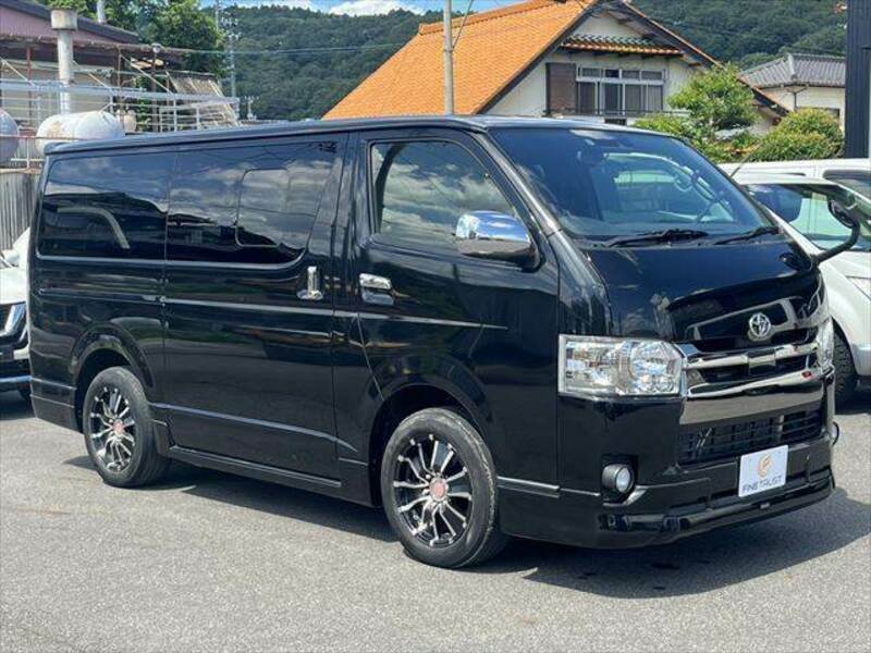 HIACE VAN