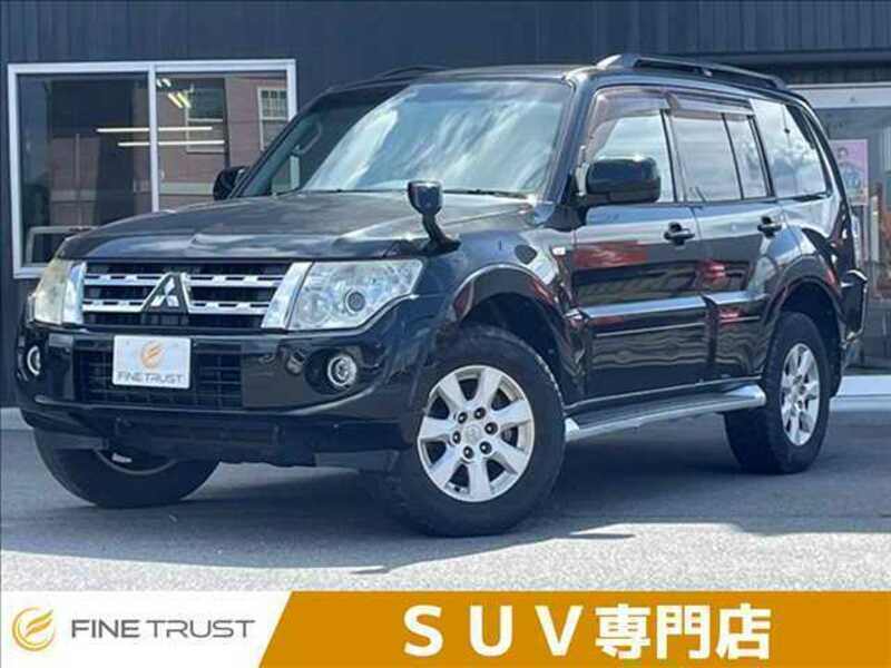 MITSUBISHI PAJERO