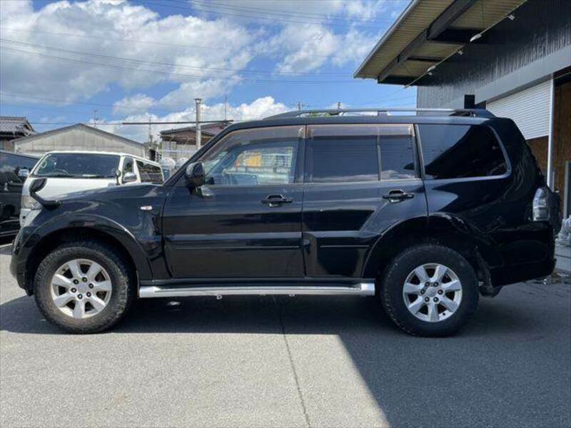 PAJERO