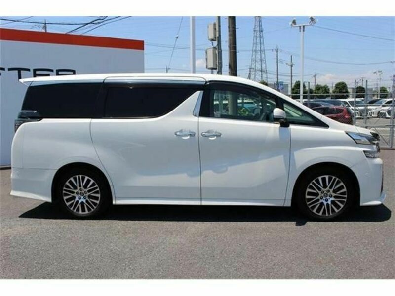VELLFIRE