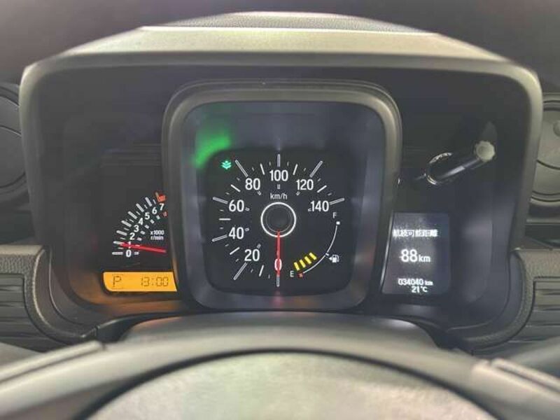 N-VAN