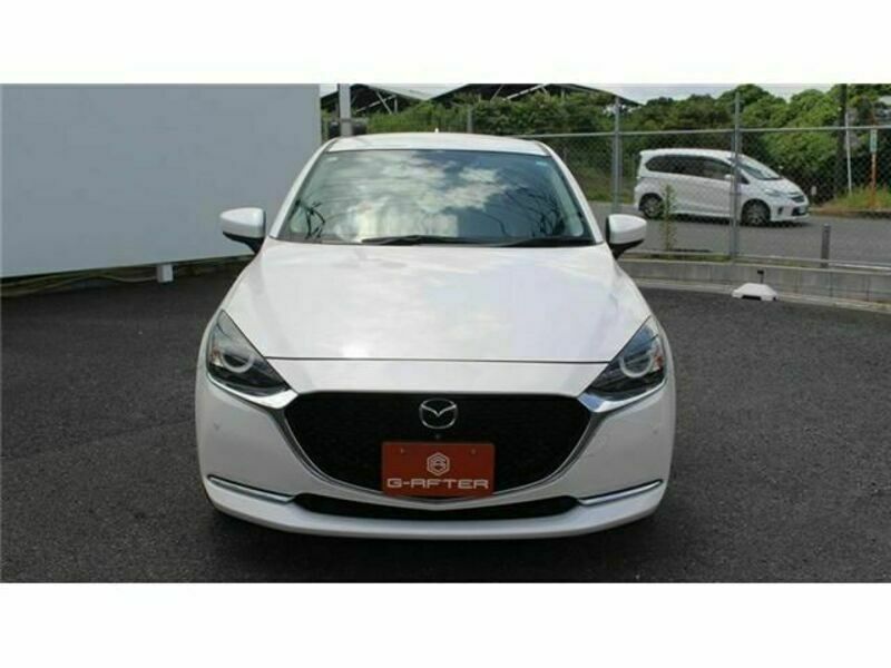MAZDA2